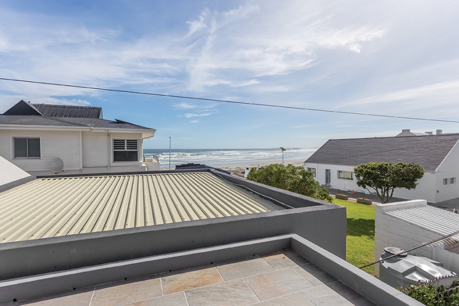 8 Bedroom Property for Sale in Melkbosstrand Central Western Cape